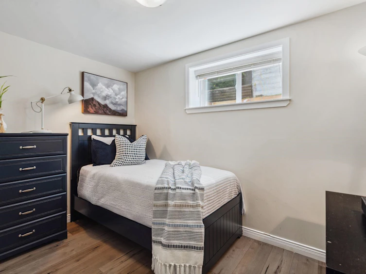 985 Gatensbury Street, Coquitlam, BC, V3J 5J6 - 23