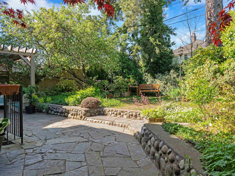 1105 Park Drive, Vancouver, BC, V6P 2J7 - 17