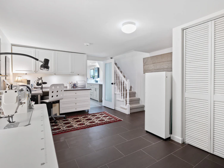 1105 Park Drive, Vancouver, BC, V6P 2J7 - 31