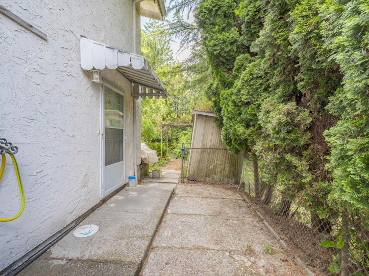 8062 Clegg Street, Mission, BC, V2V 3R5 - 23