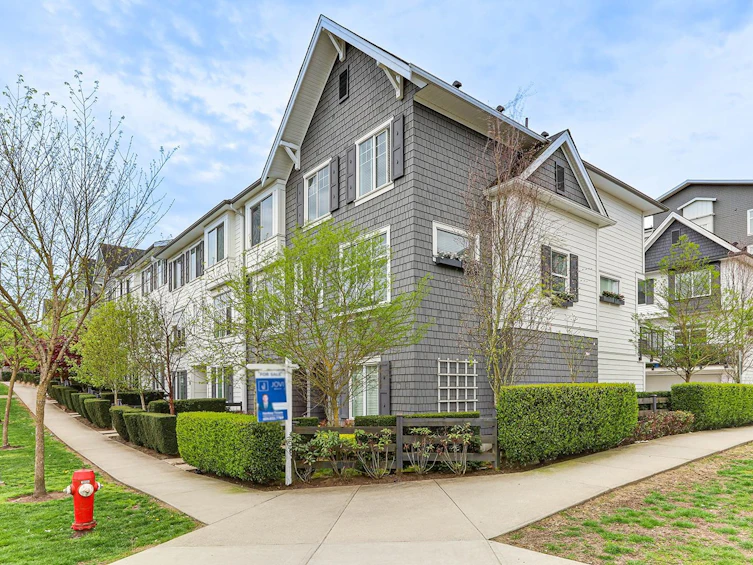 32-13636 81a Avenue, Surrey, BC, V3W 1H9