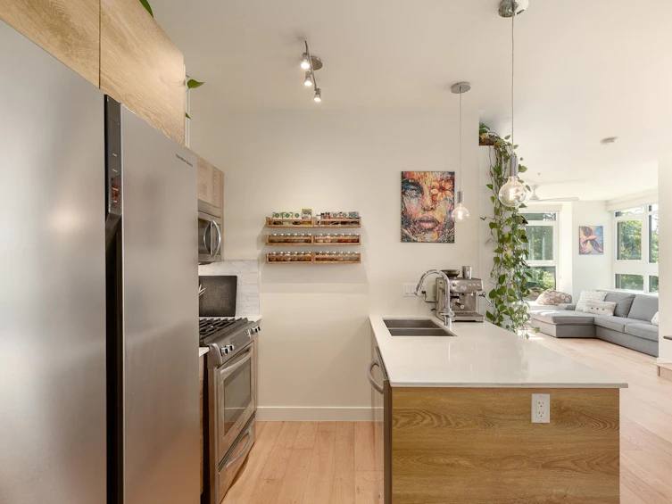 313-2250 Commercial Drive, Vancouver, BC, V5N 5P9 - 6