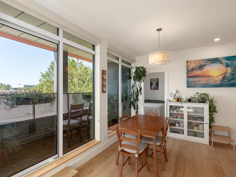 313-2250 Commercial Drive, Vancouver, BC, V5N 5P9 - 9