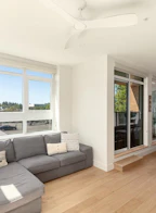 313 2250 Commercial Drive