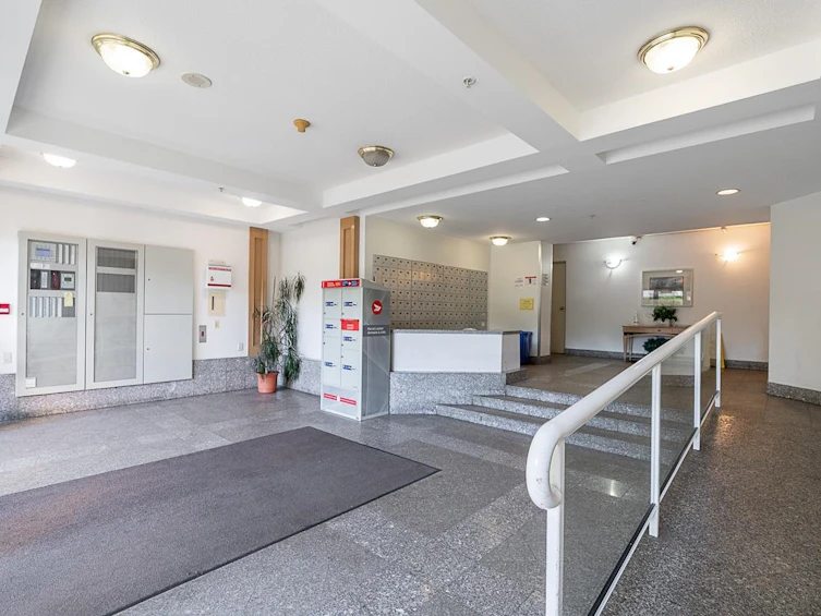 910-3489 Ascot Place, Vancouver, BC, V5R 6B6 - 3