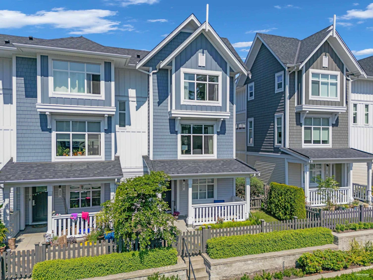 406-11295 Pazarena Place, Maple Ridge, BC, V2X 4K9 - 7