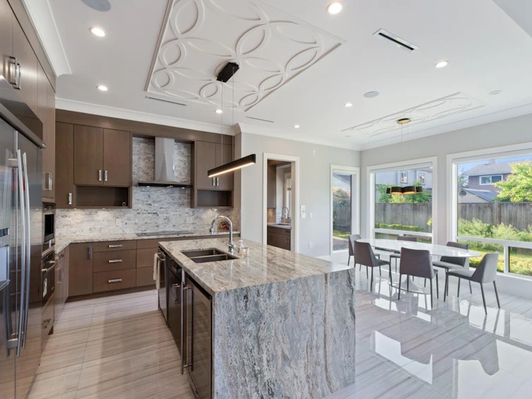 6340 Bellflower Drive, Richmond, BC, V7C 2H8 - 11