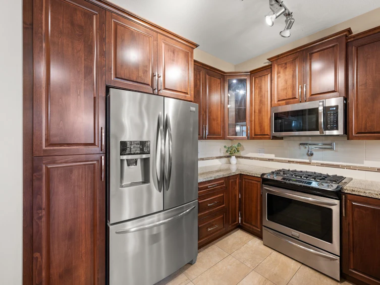 312-2860 Trethewey Street, Abbotsford, BC, V2T 0G5 - 10