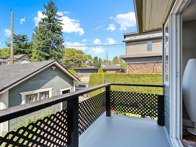 2011 E 4th Avenue, Vancouver, BC, V5N 1K5 - 16