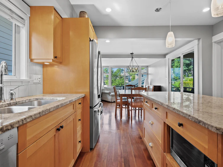 2011 E 4th Avenue, Vancouver, BC, V5N 1K5 - 10
