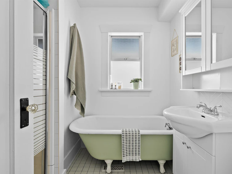 2011 E 4th Avenue, Vancouver, BC, V5N 1K5 - 20