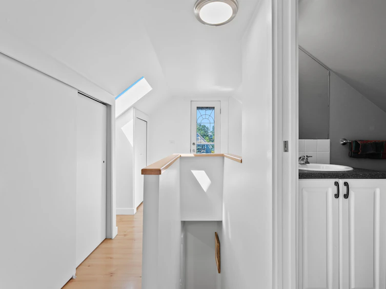 2011 E 4th Avenue, Vancouver, BC, V5N 1K5 - 21