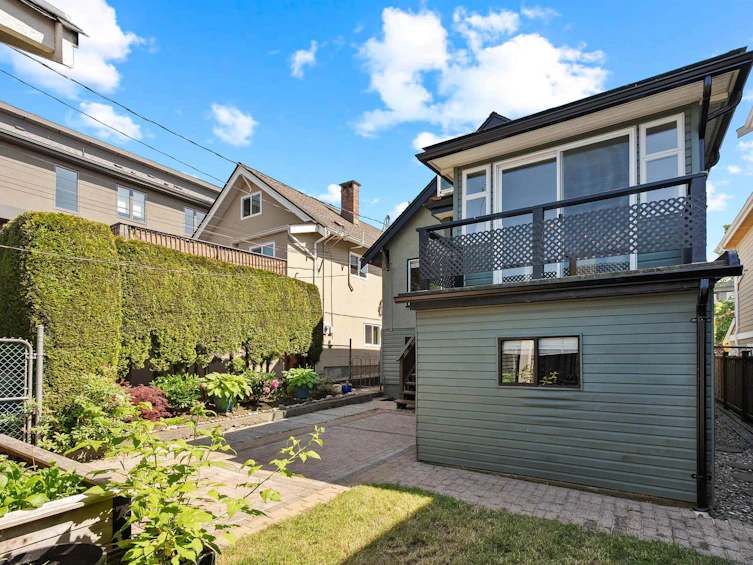 2011 E 4th Avenue, Vancouver, BC, V5N 1K5 - 34