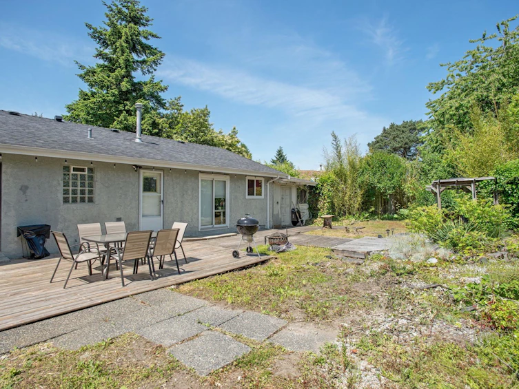 15237 Hummingbird Place, Surrey, BC, V3R 6T7 - 22