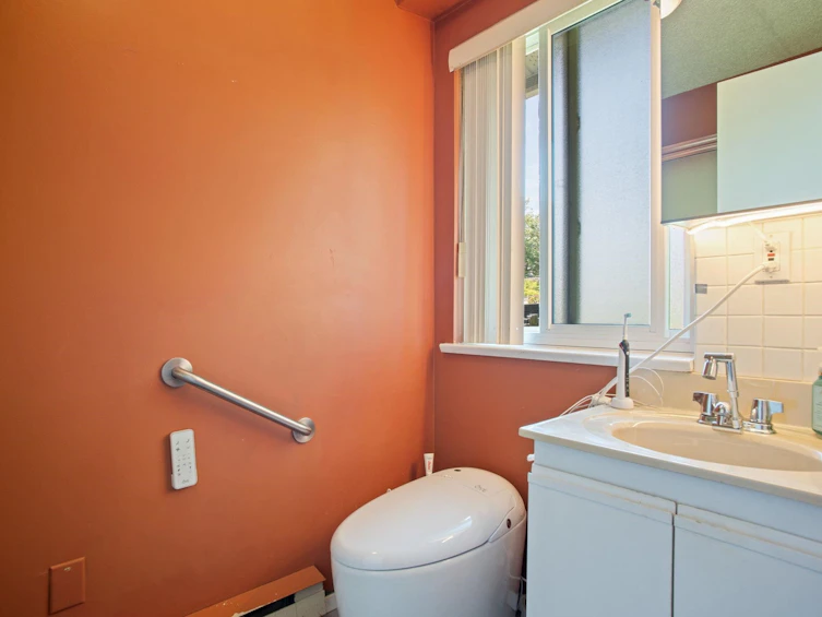 15237 Hummingbird Place, Surrey, BC, V3R 6T7 - 19