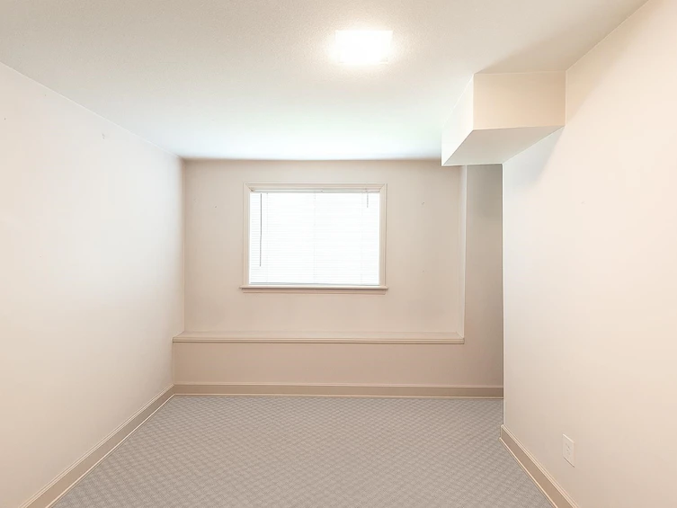 988 E 16th Avenue, Vancouver, BC, V5T 2V9 - 30