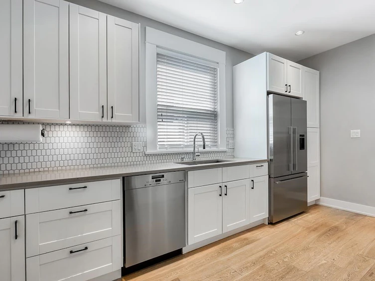 1157 E 13th Avenue, Vancouver, BC, V5T 2M2 - 6
