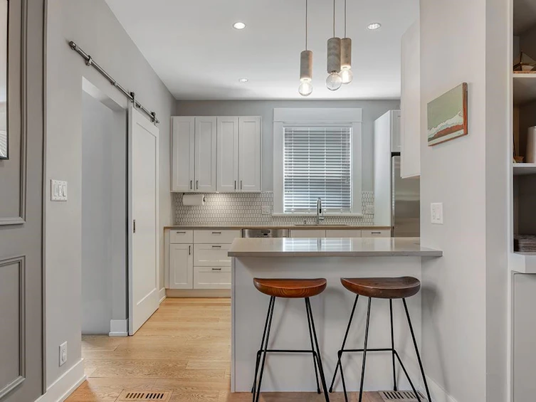 1157 E 13th Avenue, Vancouver, BC, V5T 2M2 - 4