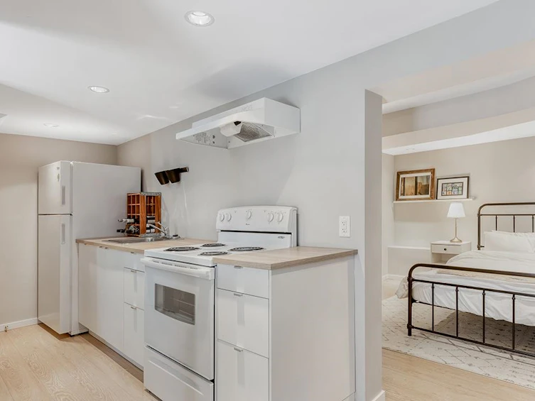 1157 E 13th Avenue, Vancouver, BC, V5T 2M2 - 19