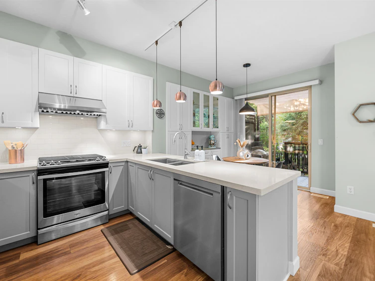 77-100 Klahanie Drive, Port Moody, BC, V3H 5K3 - 6