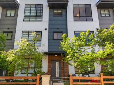 55-7177 194a Street - 2