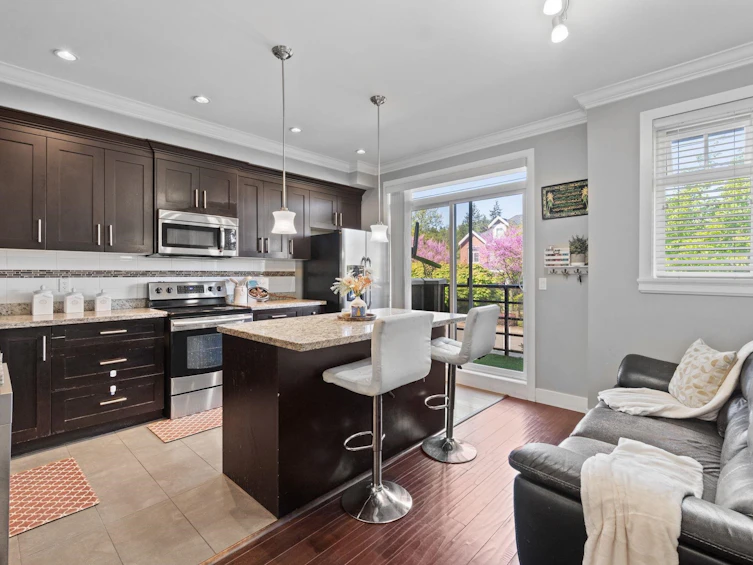 64-6383 140th Street, Surrey, BC, V3W 0E9 - 6