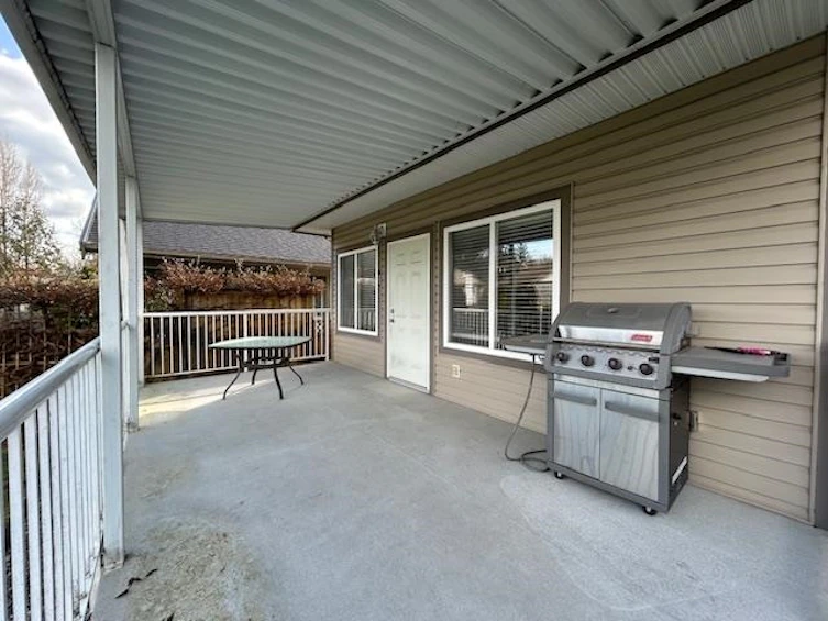 12148 Blossom Street, Maple Ridge, BC, V2X 1C3 - 8