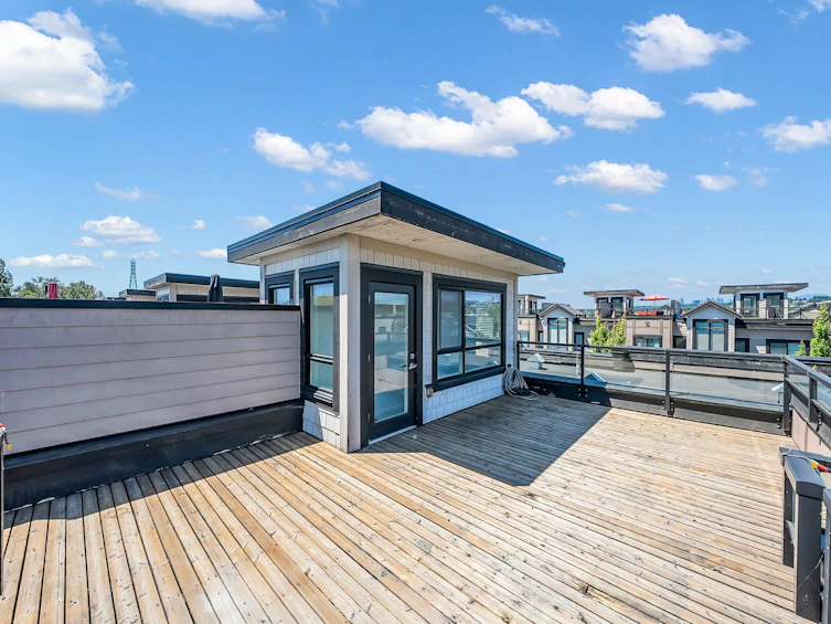 1-100 Wood Street, New Westminster, BC, V3M 0H6 - 3