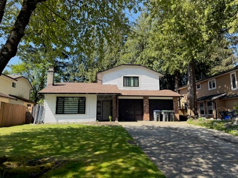 6725 129th Street, Surrey BC V3W 8H8