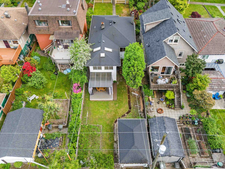 2641 E 5th Avenue, Vancouver, BC, V5M 1N1 - 39