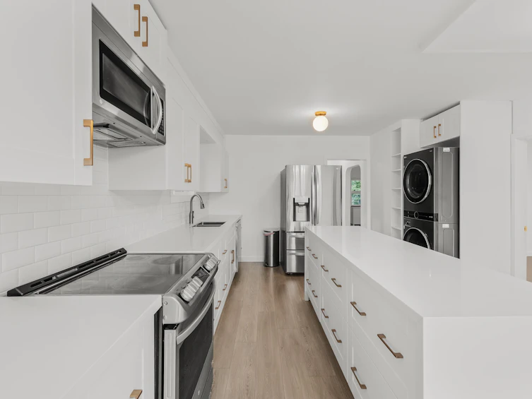 2641 E 5th Avenue, Vancouver, BC, V5M 1N1 - 12