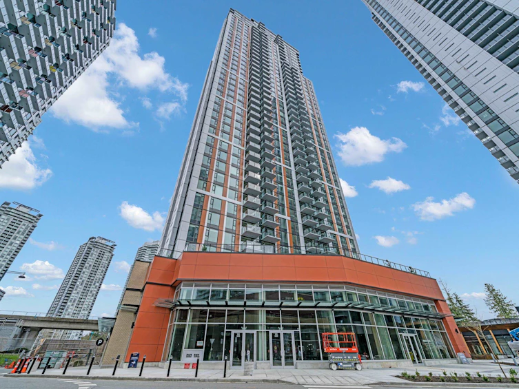 3303-13725 George Junction, Surrey, BC, V3T 0V7 - 3