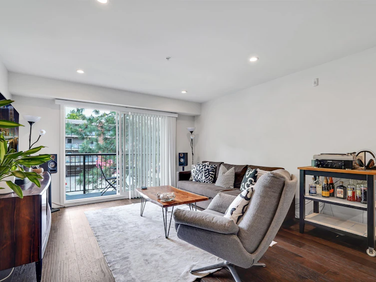 302-357 E 2nd Street, North Vancouver, BC, V7L 1C6 - 11