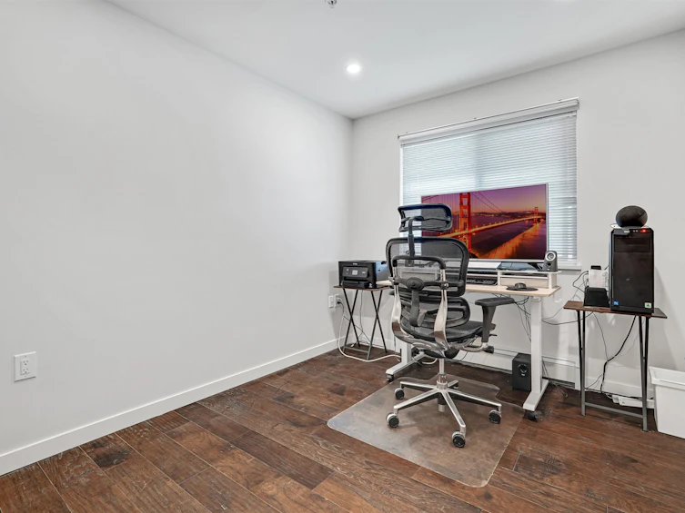 302-357 E 2nd Street, North Vancouver, BC, V7L 1C6 - 16