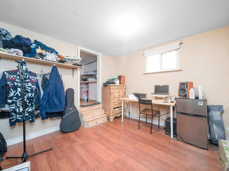 4940 Killarney Street, Vancouver, BC, V5R 3V7 - 11