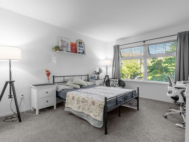 201-15220 Guildford Drive, Surrey, BC, V3R 0Y6 - 11