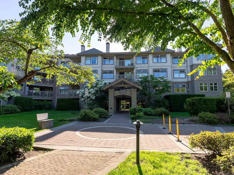 201 - 15220 Guildford Drive, Surrey BC V3R 0Y6