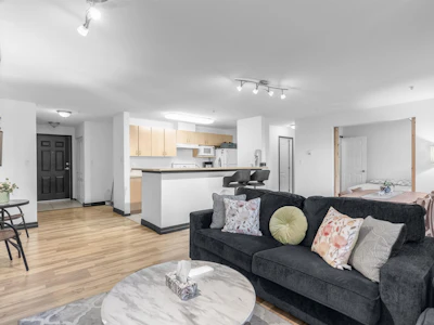 201-15220 Guildford Drive - 3