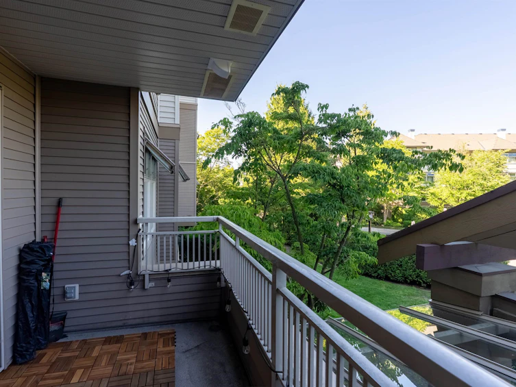 201-15220 Guildford Drive, Surrey, BC, V3R 0Y6 - 21