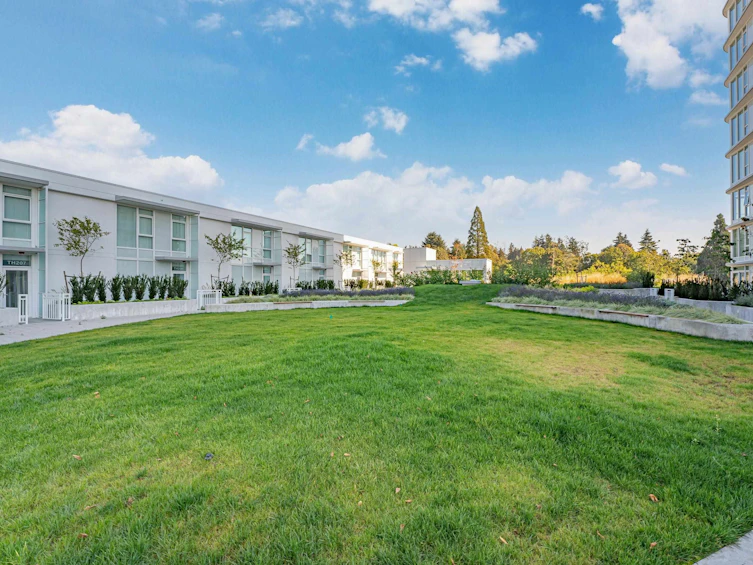2207-13685 102 Avenue, Surrey, BC, V3T 1N7 - 31