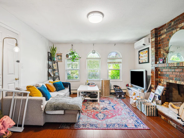 4334 St. Catherines Street, Vancouver, BC, V5V 4M3 - 19