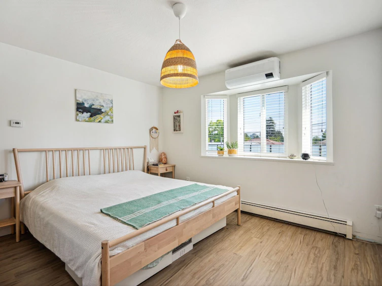 4334 St. Catherines Street, Vancouver, BC, V5V 4M3 - 14