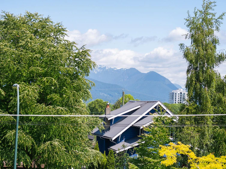 4334 St. Catherines Street, Vancouver, BC, V5V 4M3 - 12