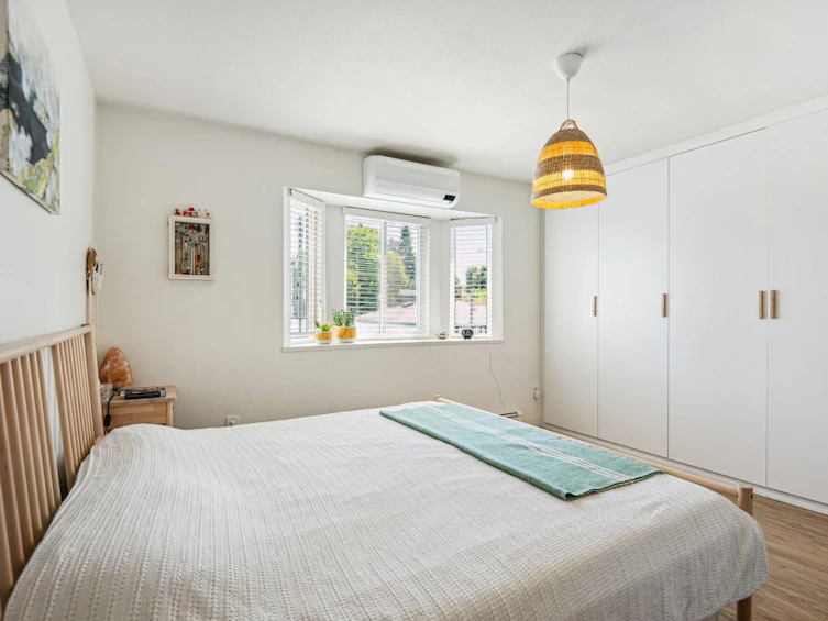 4334 St. Catherines Street, Vancouver, BC, V5V 4M3 - 13