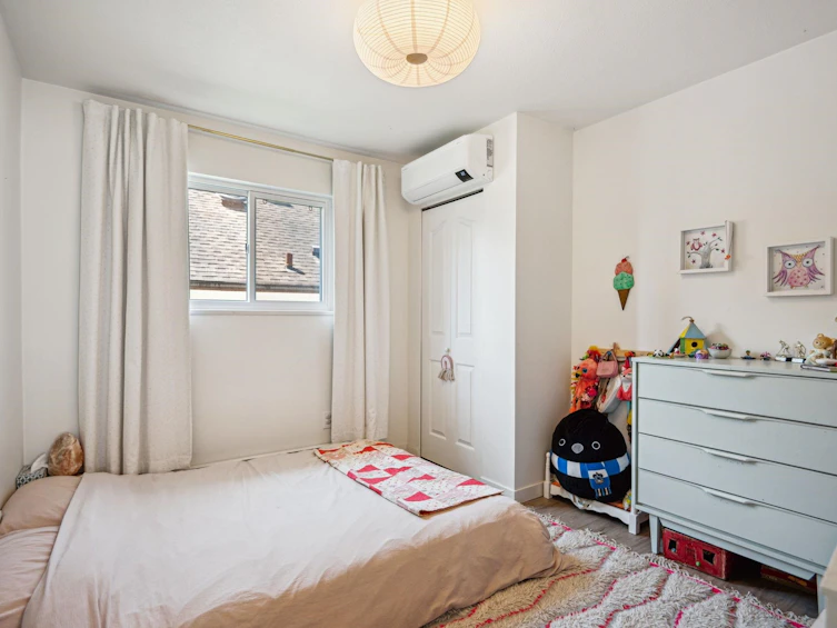 4334 St. Catherines Street, Vancouver, BC, V5V 4M3 - 17