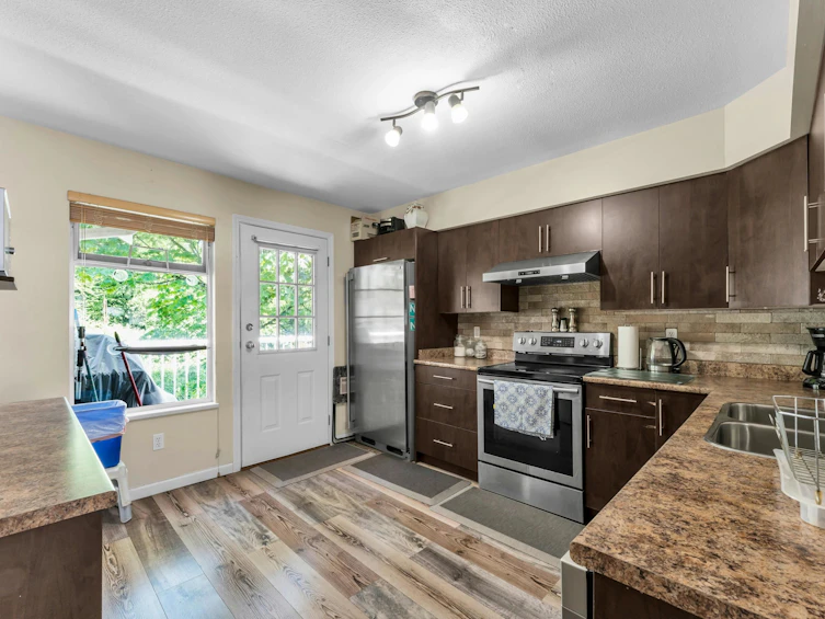 204-10308 155a Street, Surrey, BC, V3R 4K5 - 20
