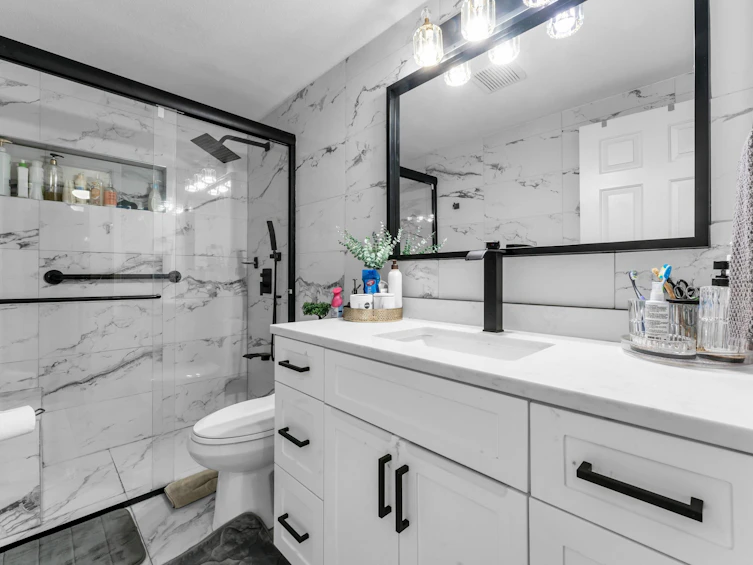 204-10308 155a Street, Surrey, BC, V3R 4K5 - 23