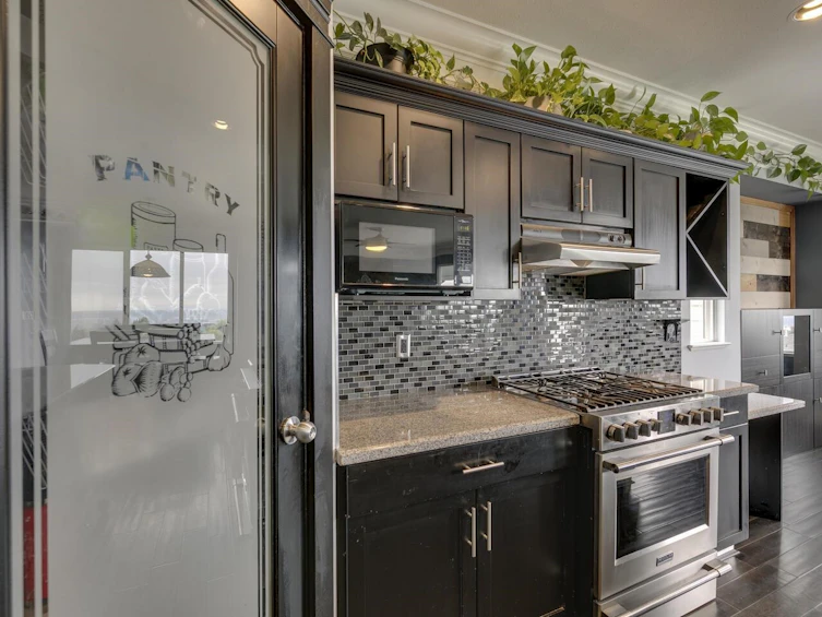 33794 Cherry Avenue, Mission, BC, V2V 2V6 - 17