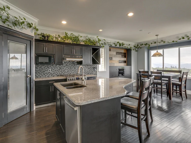 33794 Cherry Avenue, Mission, BC, V2V 2V6 - 7