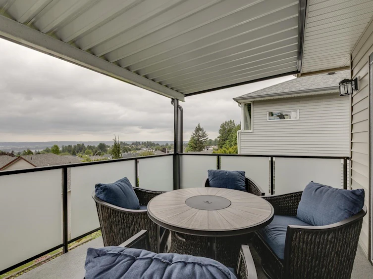 33794 Cherry Avenue, Mission, BC, V2V 2V6 - 4
